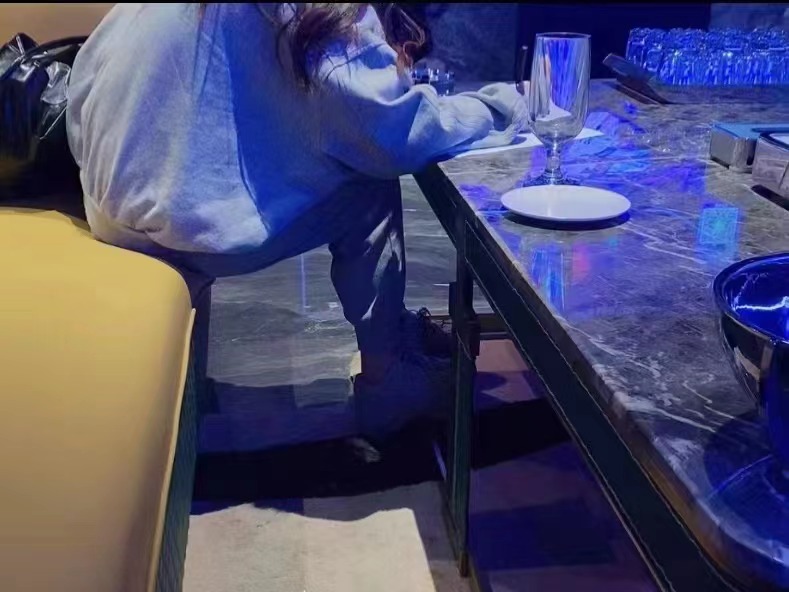 成都夜总会招聘女模特学会放弃无效顾客有些顾客属于无效顾客比如有些贪